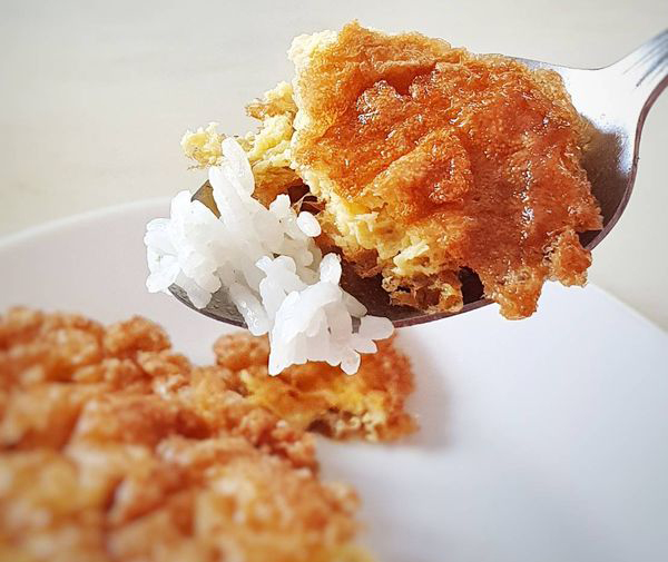 สัดส่วนราว 40:60 ระหว่างข้าวและไข่เจียว